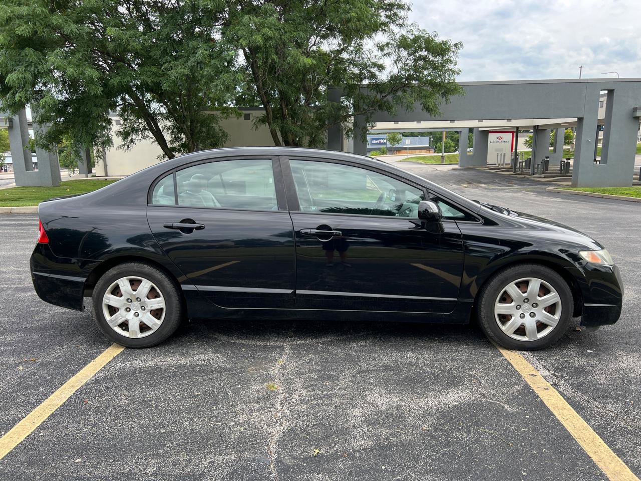 Used 2010 Honda Civic LX image 7