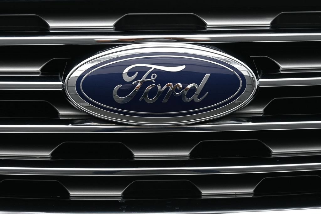Used 2020 Ford Edge SEL w/ Convenience Package AWD/4WD image 35