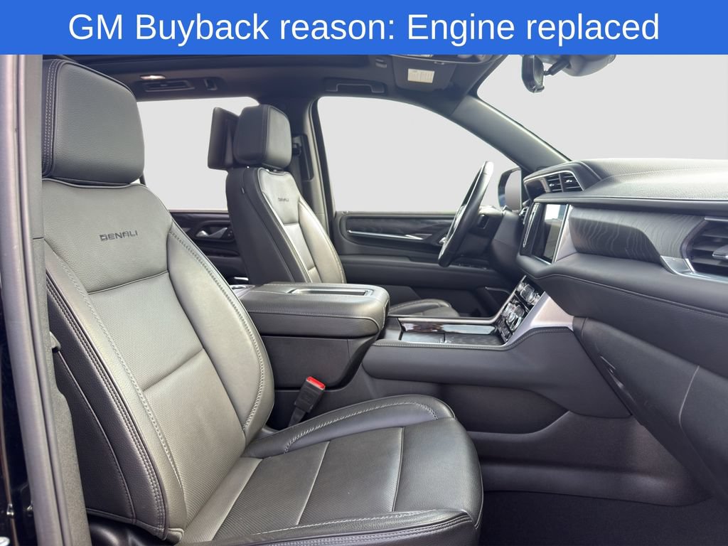 Used 2024 GMC Yukon Denali w/ Advanced Technology Package AWD/4WD image 17