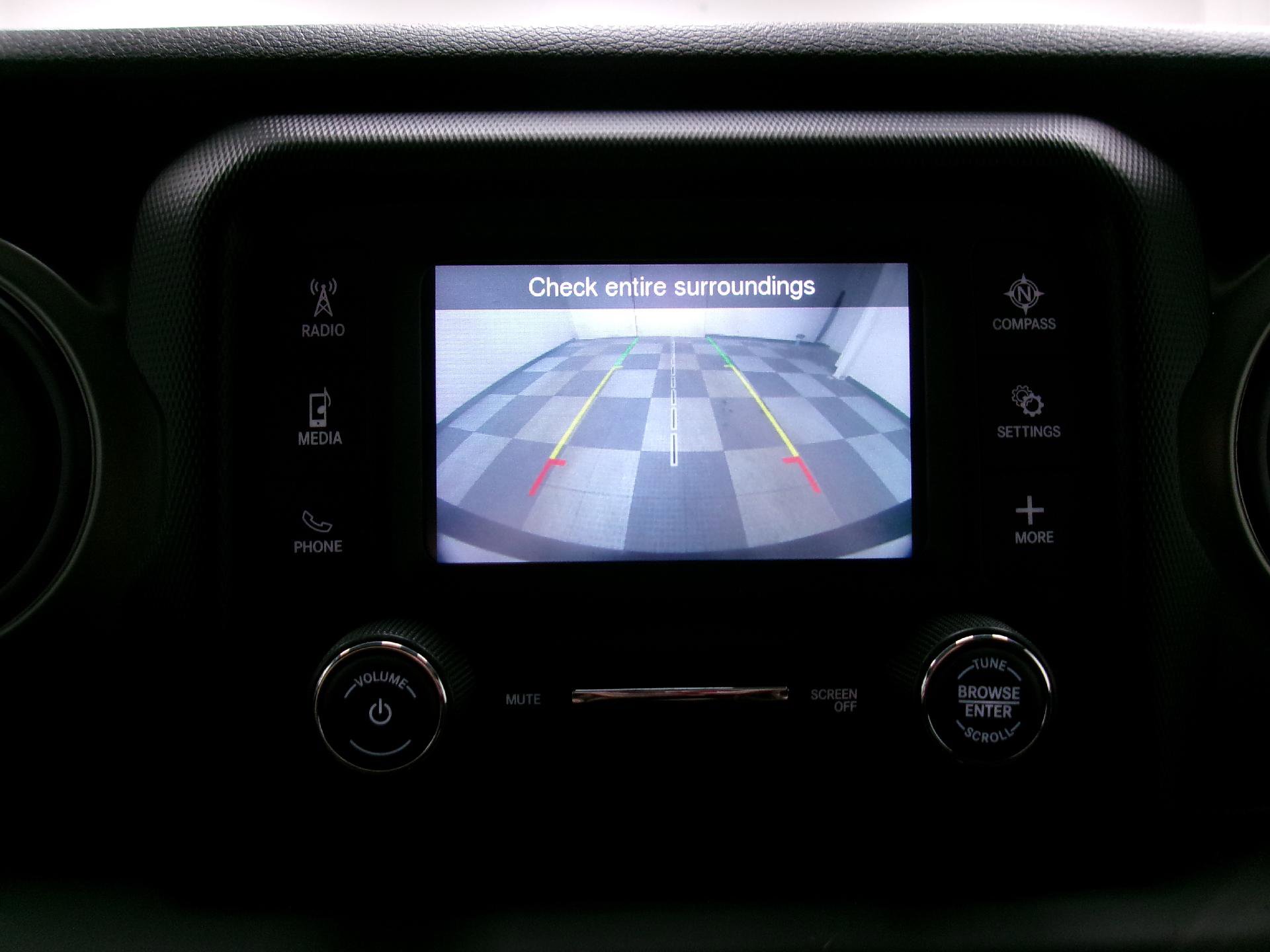 Used 2019 Jeep Wrangler Sport image 4