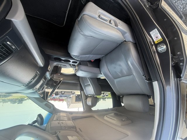 Used 2015 Toyota Sequoia Platinum RWD image 9