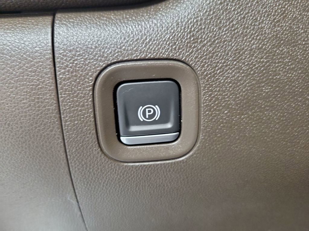 Used 2023 GMC Sierra 2500 Denali w/ Denali Ultimate Package image 42