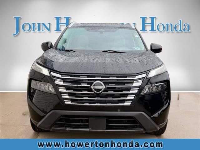 Used 2024 Nissan Rogue SV w/ SV Premium Package AWD/4WD image 3