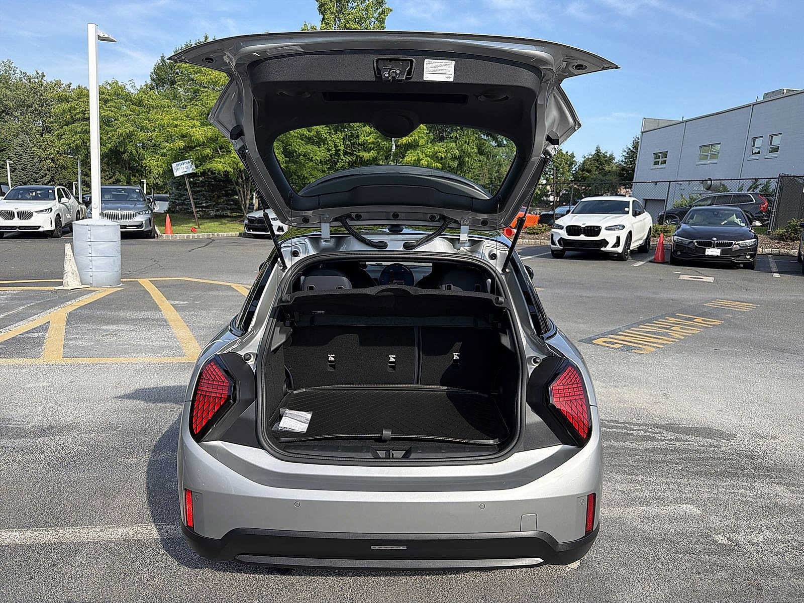 Used 2025 MINI Cooper S FWD image 27