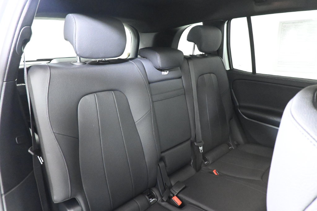 Certified 2026 Mercedes-Benz GLB 250 4MATIC image 34
