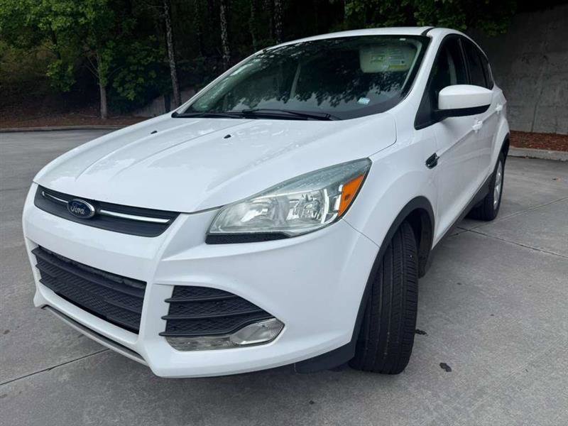 Used 2015 Ford Escape SE FWD image 4