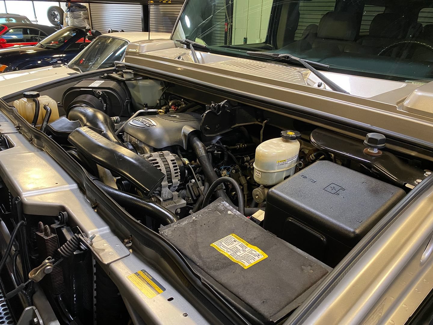 Used 2004 HUMMER H2 w/ Preferred Equipment Group AWD/4WD image 11