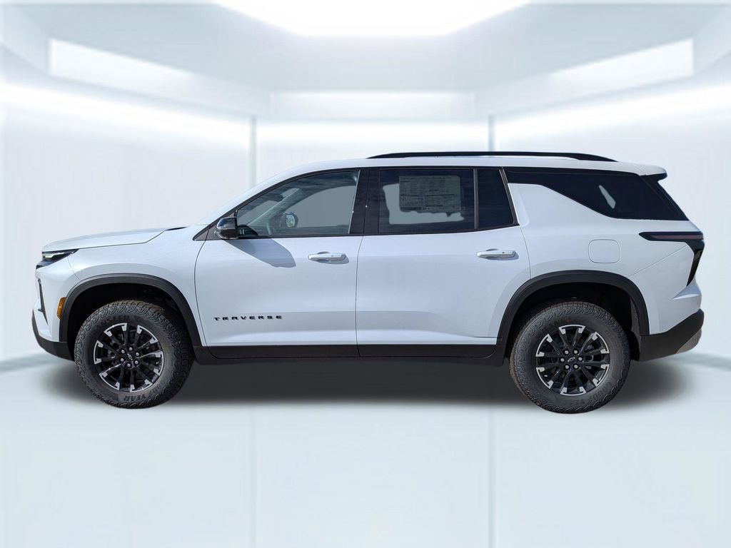 New 2026 Chevrolet Traverse Z71 w/ Driver Confidence Package image 2
