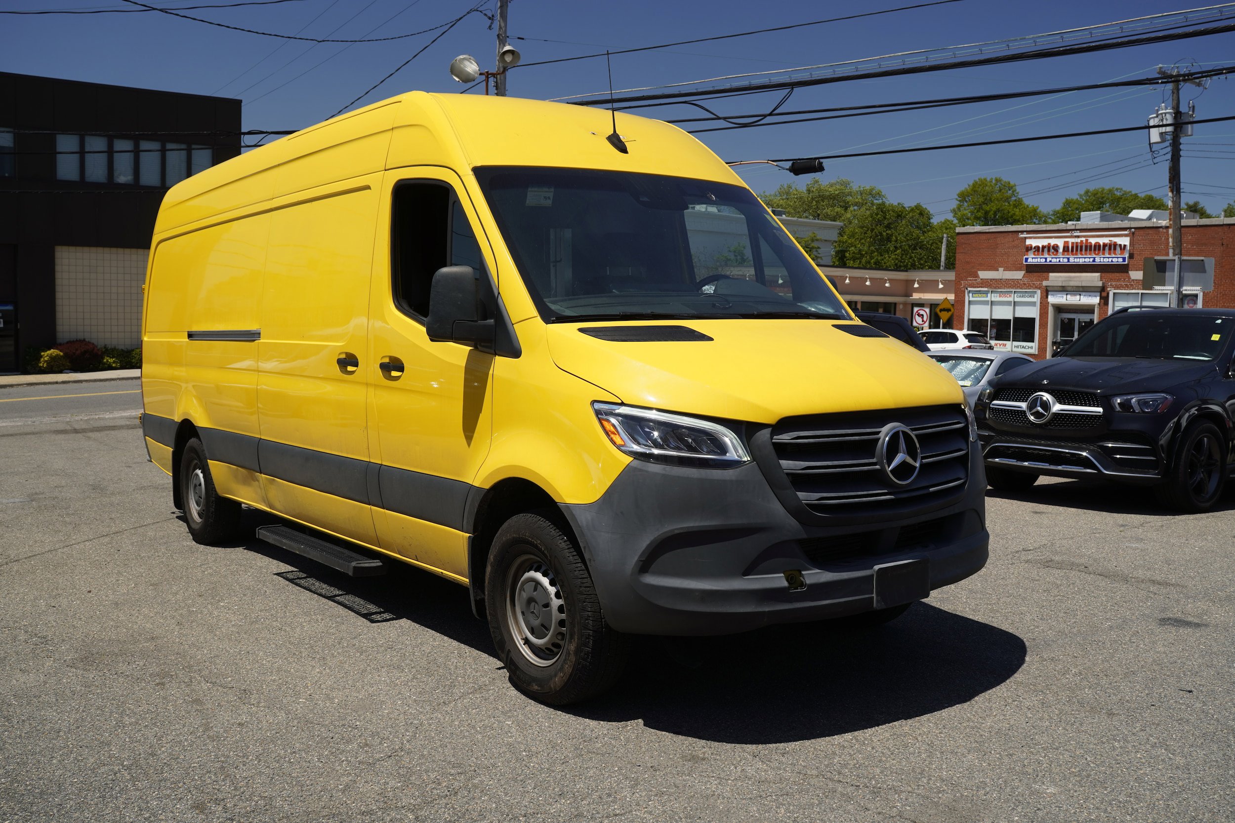 Used 2021 Mercedes-Benz Sprinter 2500 w/ Acoustic Package image 8