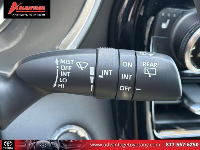 Used 2023 Toyota Highlander XSE AWD/4WD image 31