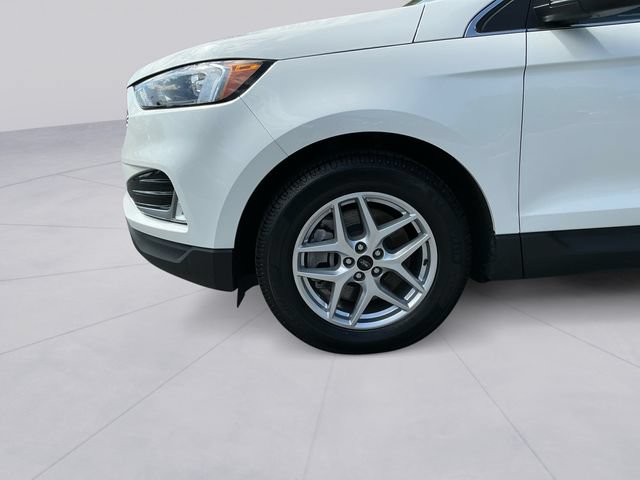 Certified 2023 Ford Edge SEL w/ Convenience Package AWD/4WD image 9