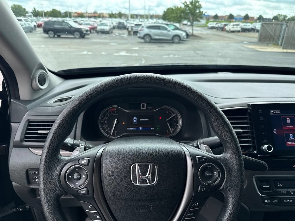 Used 2023 Honda Ridgeline Sport image 13