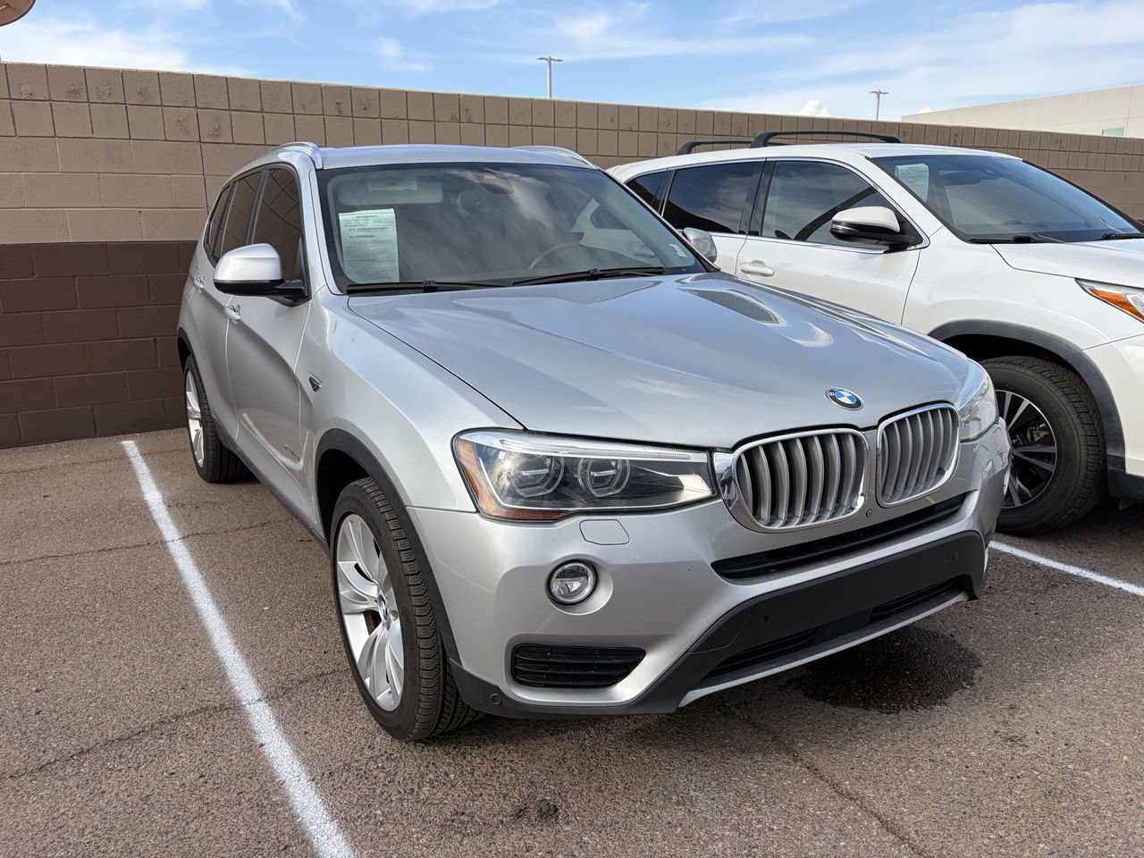 Used 2015 BMW X3 xDrive28i AWD/4WD image 2