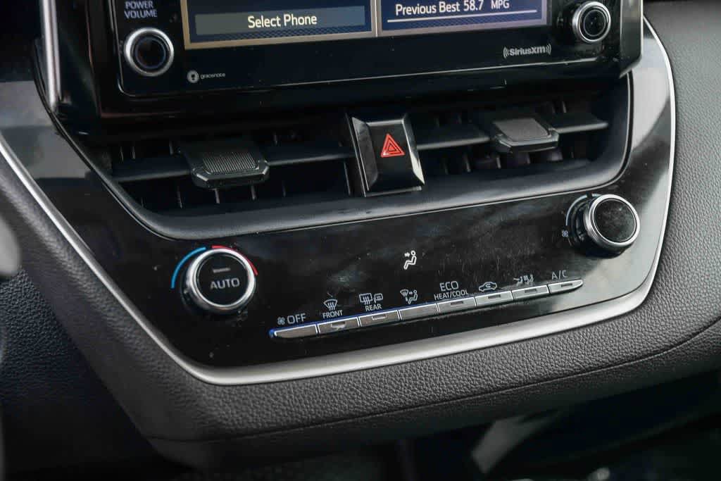Used 2021 Toyota Corolla LE w/ Carpet Mat Package (TMS) FWD image 21