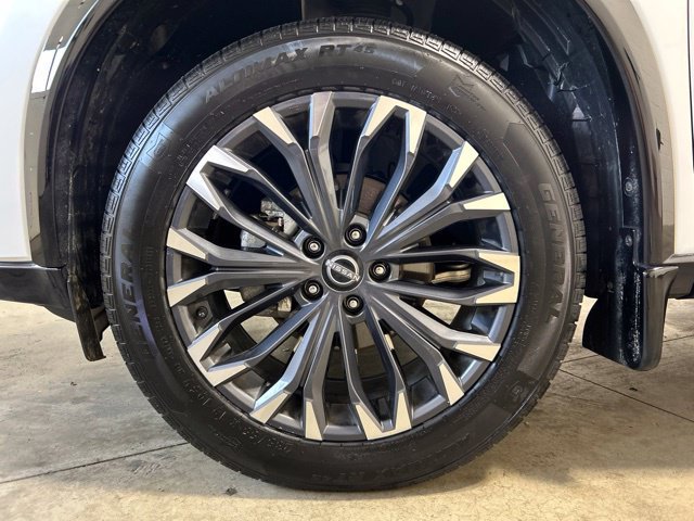 Used 2024 Nissan Rogue Platinum w/ Platinum Premium Package AWD/4WD image 10