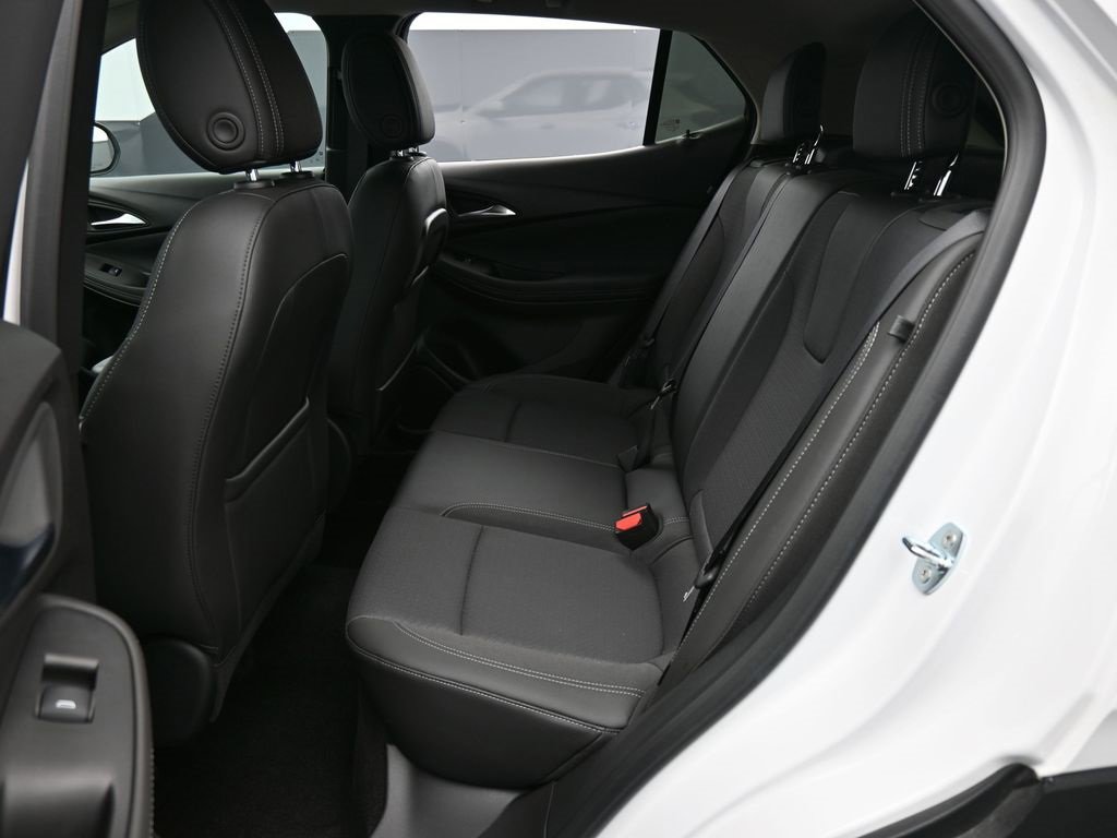 Used 2023 Buick Encore GX Preferred w/ Cold Weather Comfort Package image 34