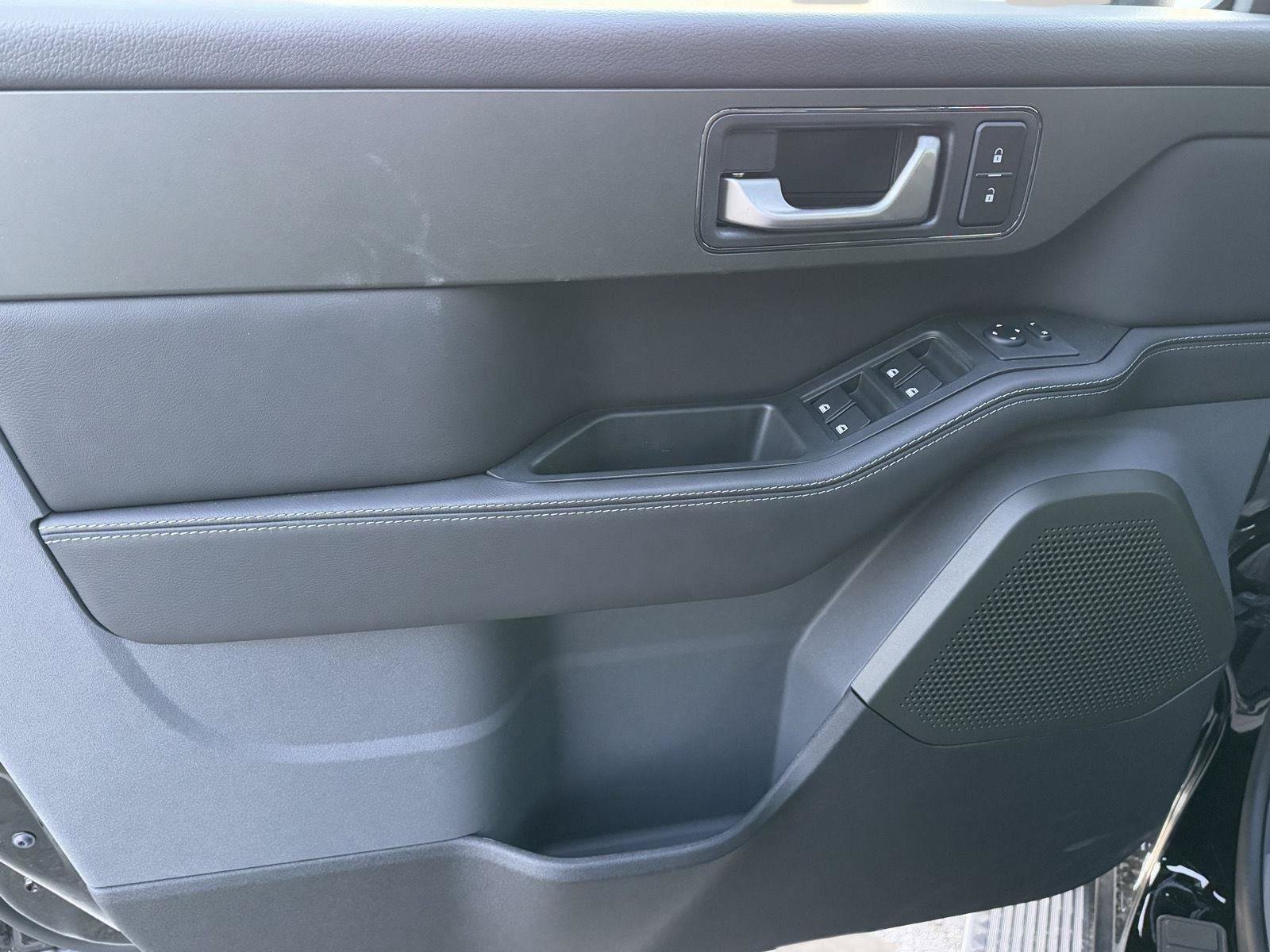 New 2025 INEOS Grenadier Station Wagon AWD/4WD image 14