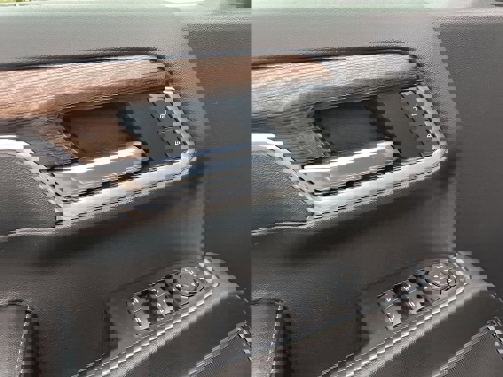 Used 2022 Chevrolet Silverado 1500 RST image 24