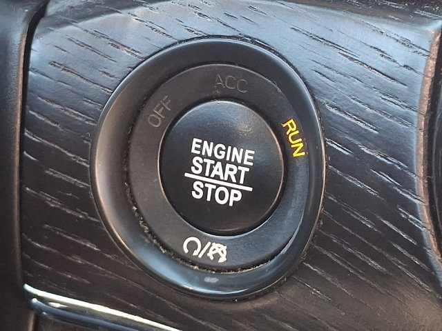 Used 2019 Jeep Grand Cherokee Summit AWD/4WD image 25