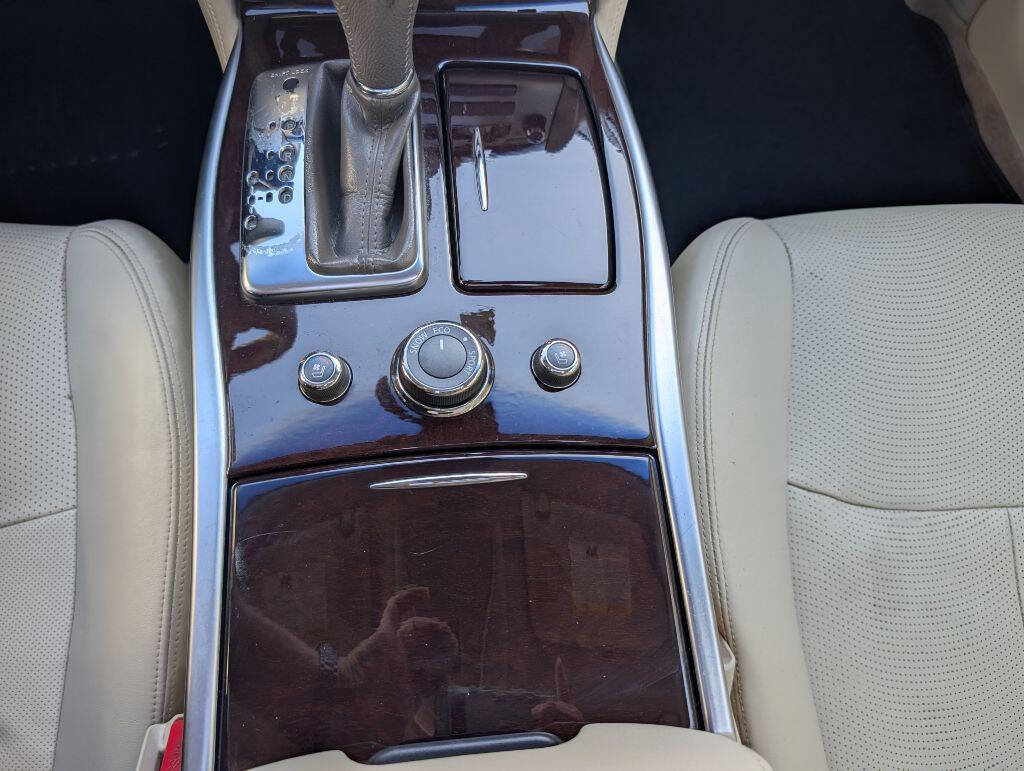 Used 2012 INFINITI M37 w/ Premium Pkg image 39