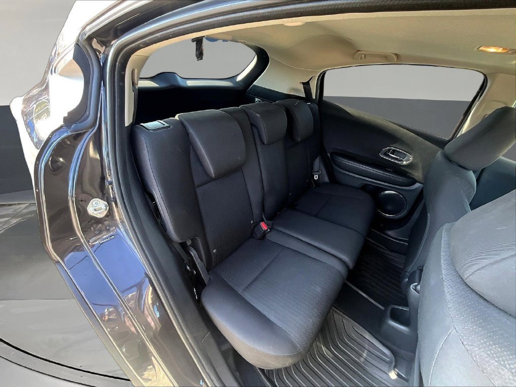 Used 2018 Honda HR-V EX image 26