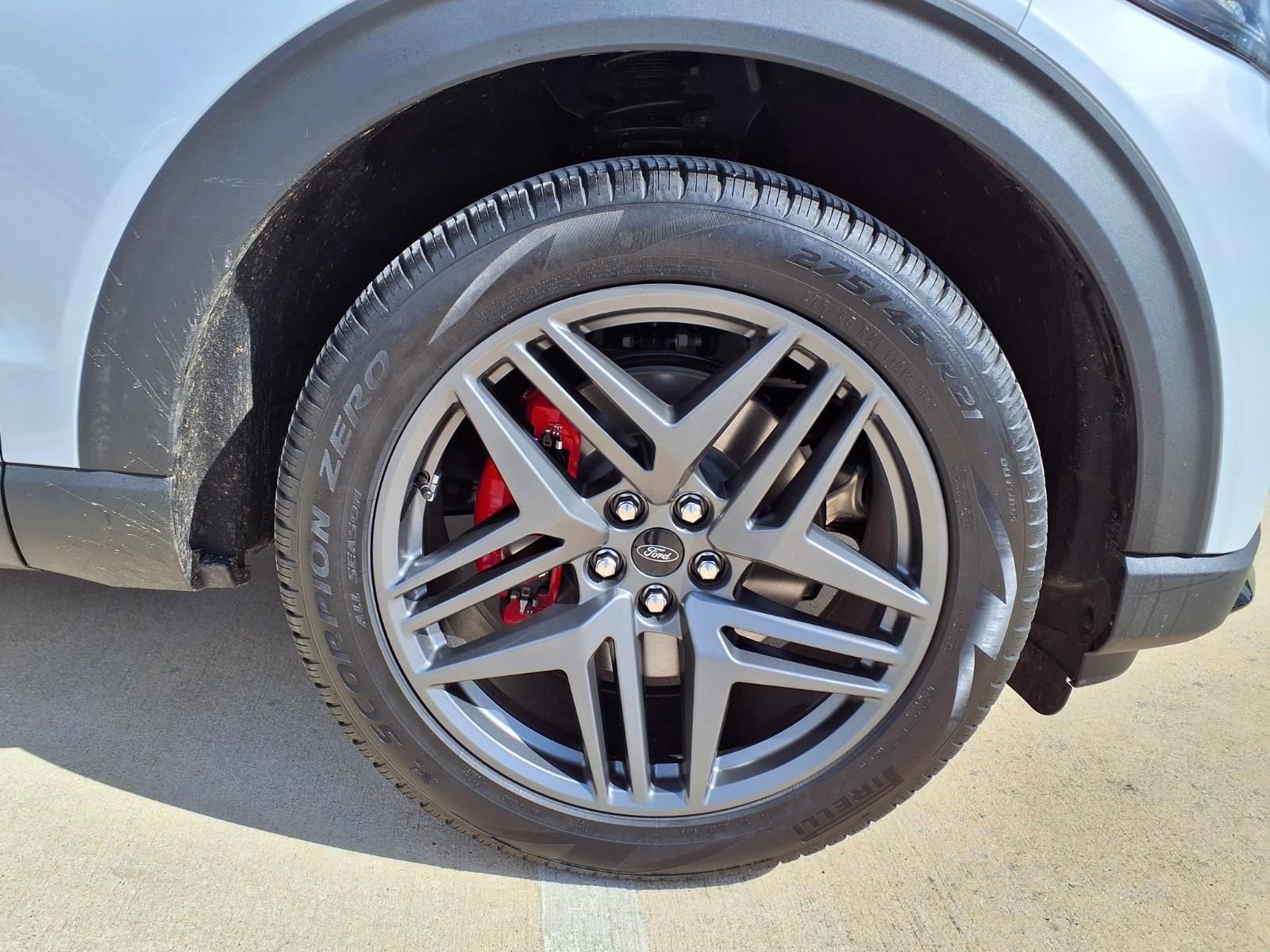 Used 2026 Ford Explorer ST-Line w/ ST-Line Street Pack RWD image 9