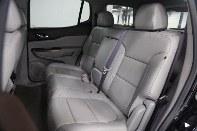 Used 2023 GMC Acadia SLT AWD/4WD image 30