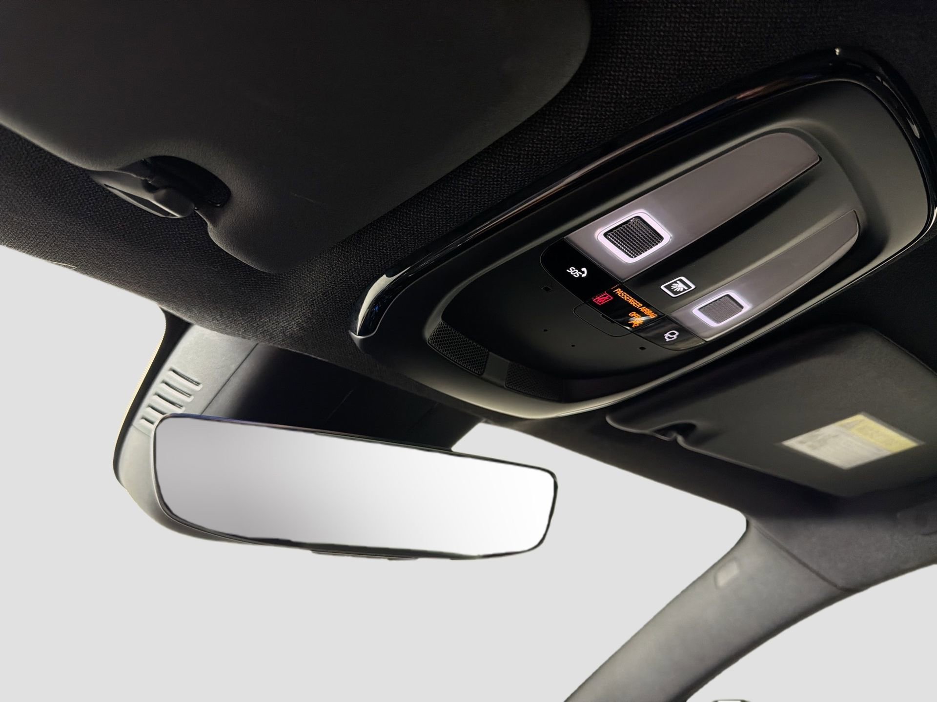 Certified 2023 Volvo C40 P8 Recharge Ultimate image 21