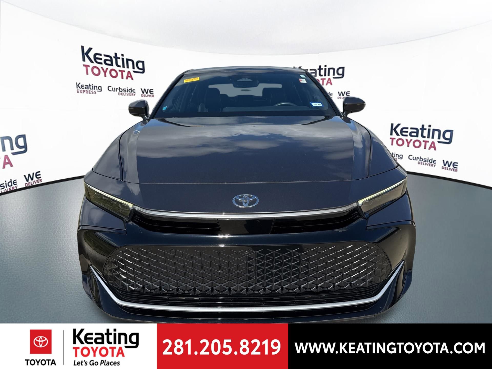 Used 2023 Toyota Crown Platinum image 2