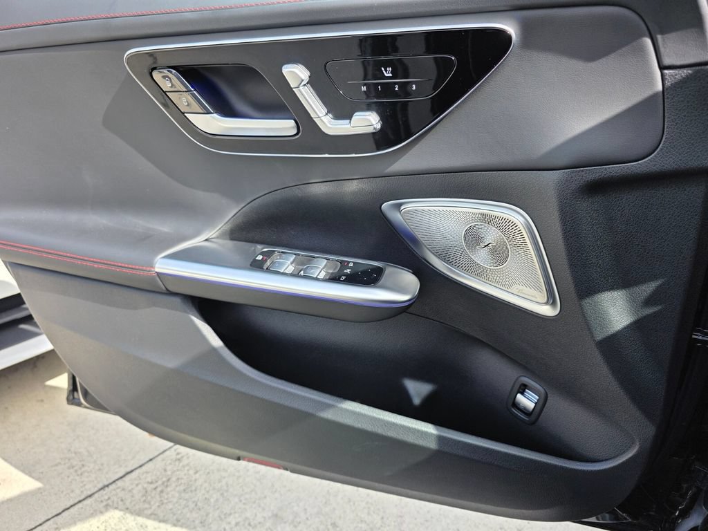 Used 2025 Mercedes-Benz C 43 AMG 4MATIC Sedan image 24