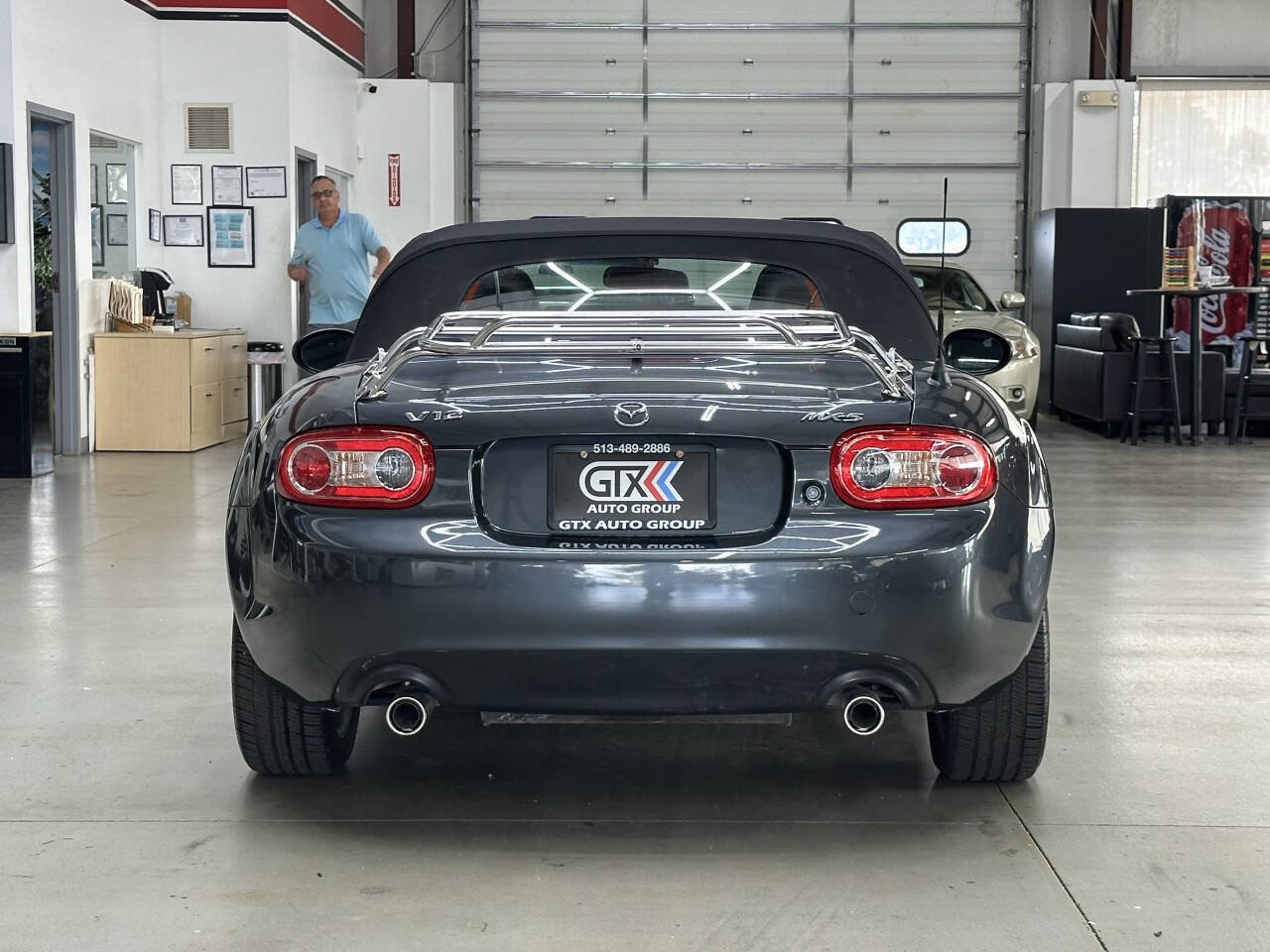 Used 2014 MAZDA MX-5 Miata Sport image 4