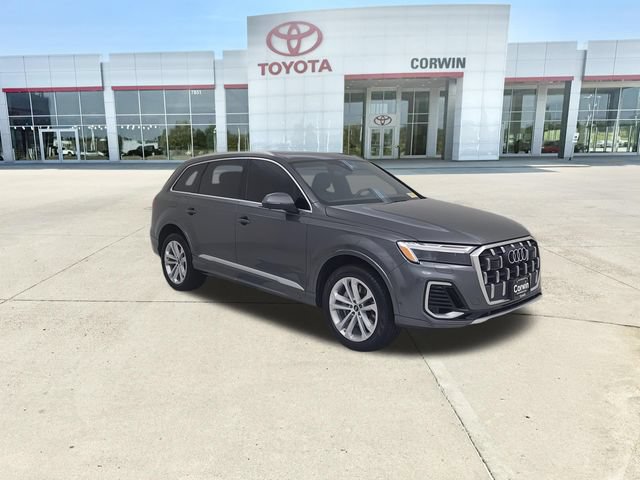Used 2025 Audi Q7 3.0T Premium Plus AWD/4WD image 3