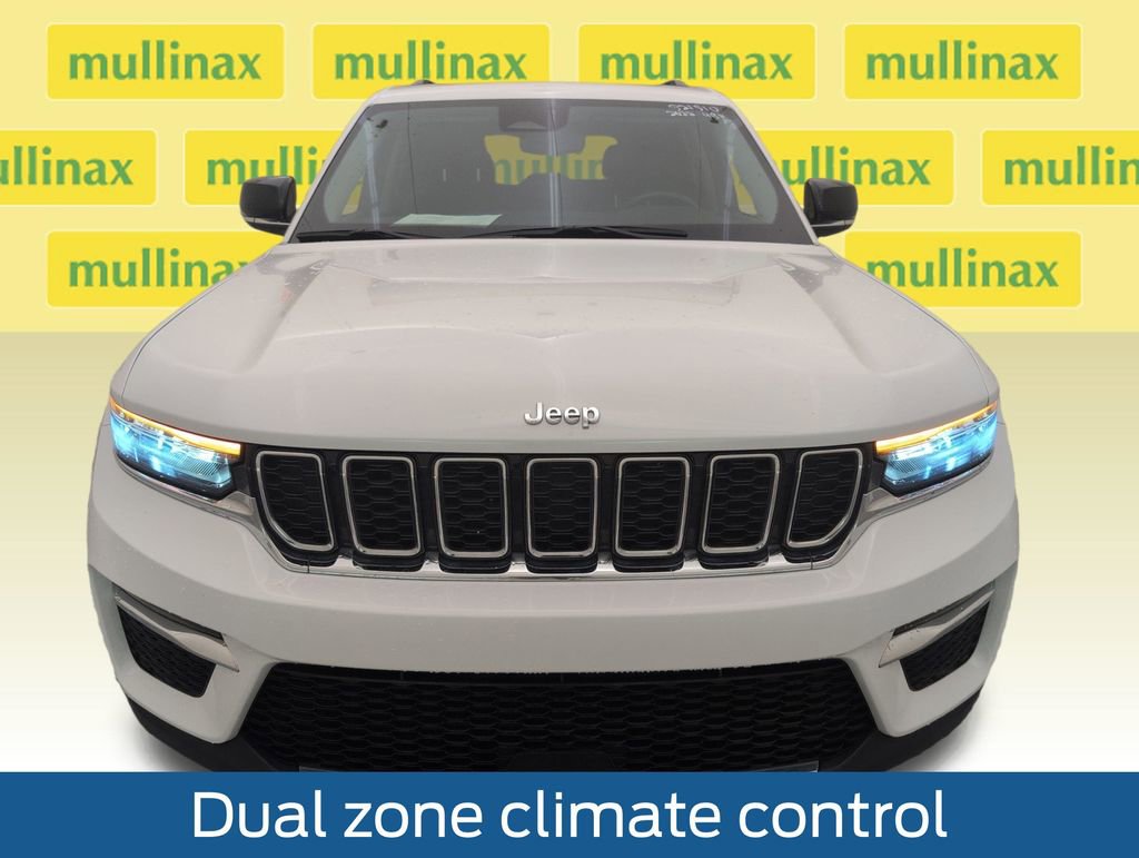 Used 2022 Jeep Grand Cherokee Limited image 15