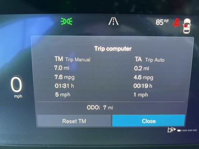 New 2026 Volvo XC40 B5 Core AWD/4WD image 10