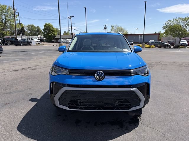 New 2026 Volkswagen Taos SE AWD/4WD image 2