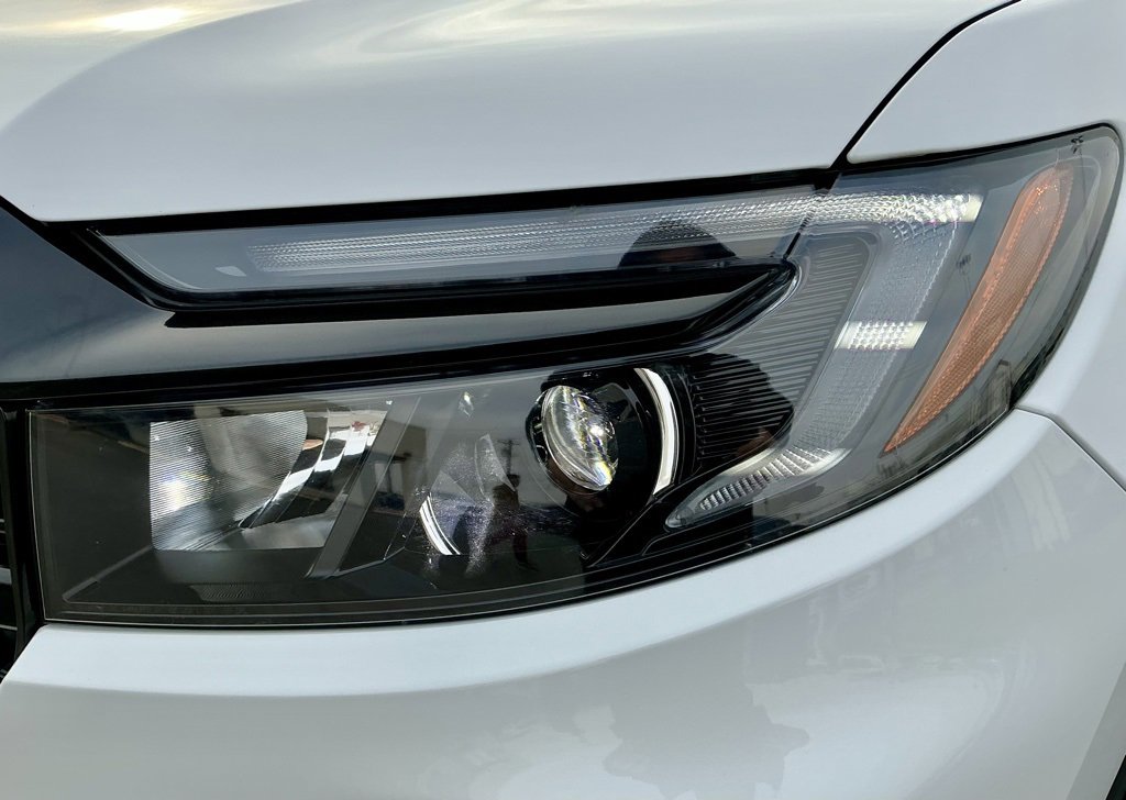 Used 2025 Honda Ridgeline Black Edition image 10
