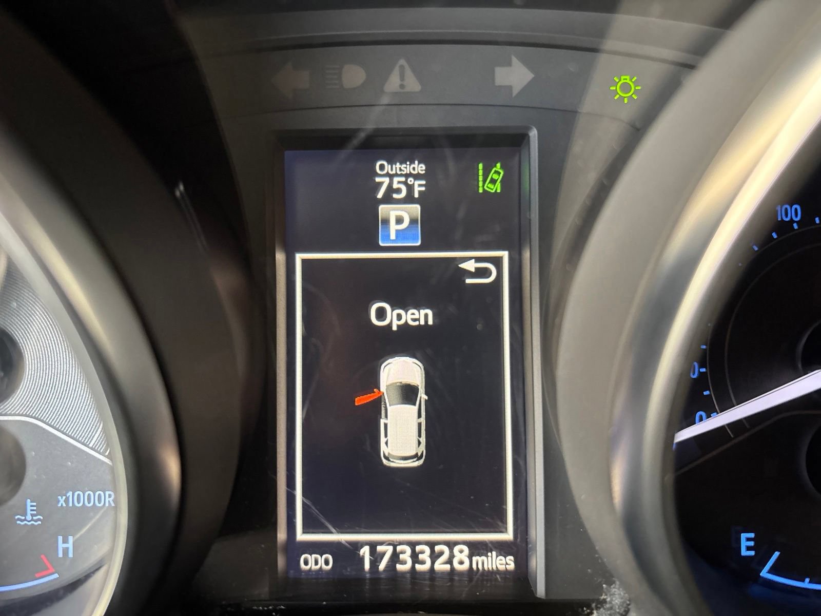 Used 2018 Toyota Corolla iM w/ All-Weather Mat Package FWD image 19