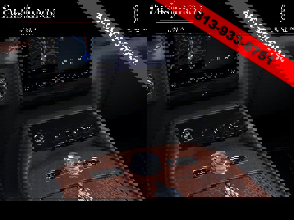 New 2025 Lincoln Navigator Black Label image 15