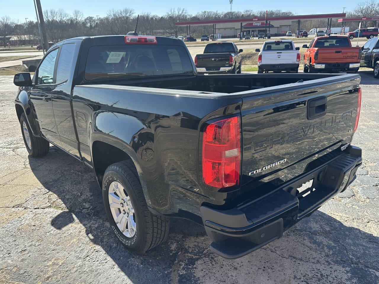 Used 2022 Chevrolet Colorado LT w/ Fleet Safety Package image 6