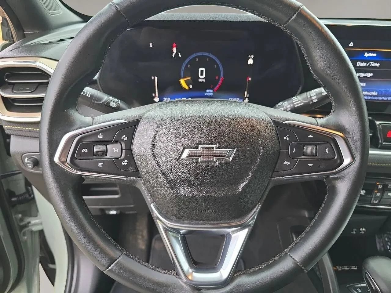 Used 2025 Chevrolet TrailBlazer ACTIV w/ Convenience Package AWD/4WD image 13