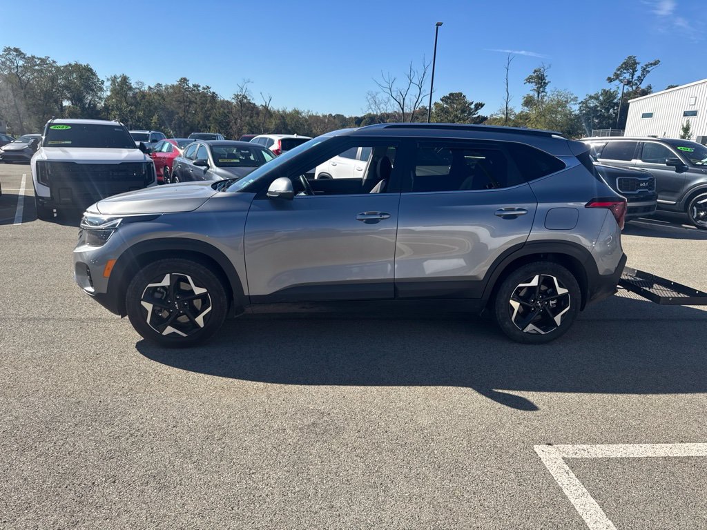 Certified 2024 Kia Seltos EX AWD/4WD image 4