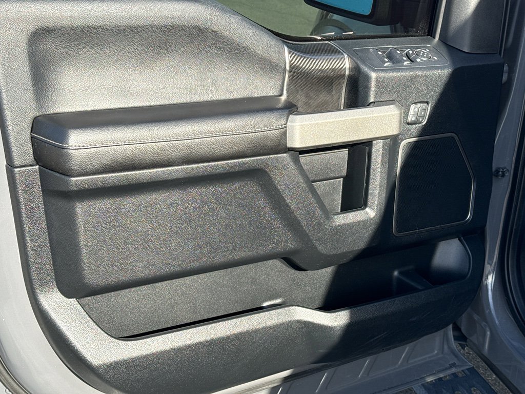 Used 2018 Ford F150 Raptor w/ Equipment Group 802A Luxury image 9