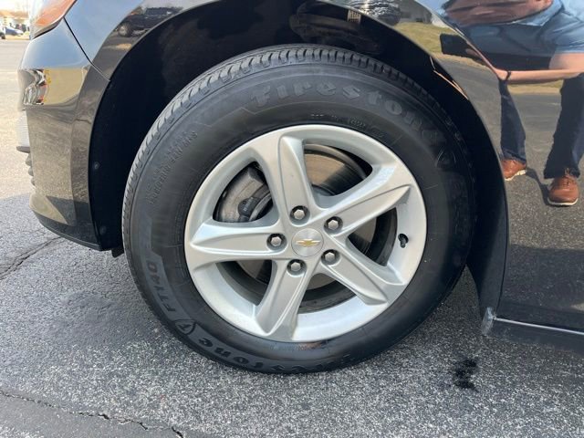 Used 2024 Chevrolet Malibu LS image 10