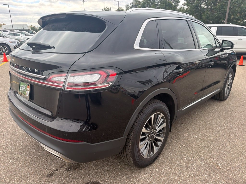 Used 2023 Lincoln Nautilus AWD w/ Premium Package image 6