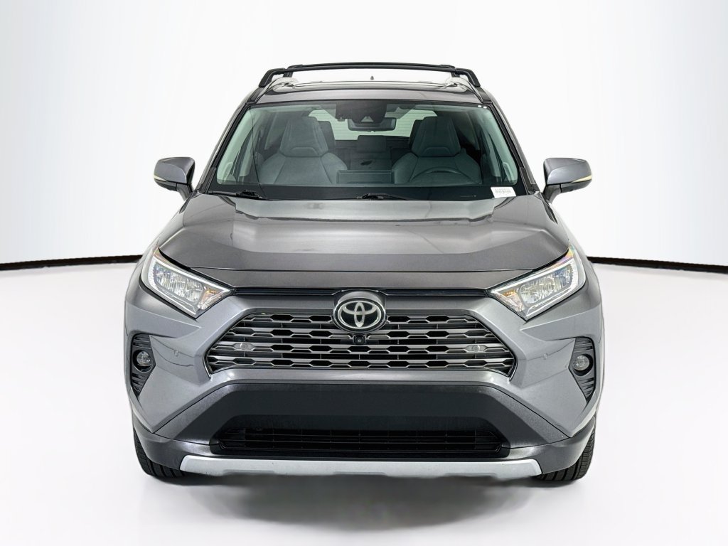 Used 2021 Toyota RAV4 Limited FWD image 2