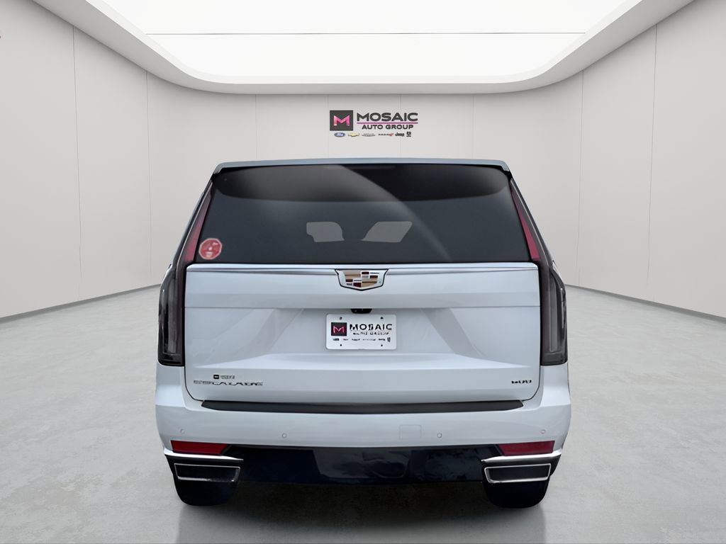 Used 2024 Cadillac Escalade Premium Luxury Platinum image 8