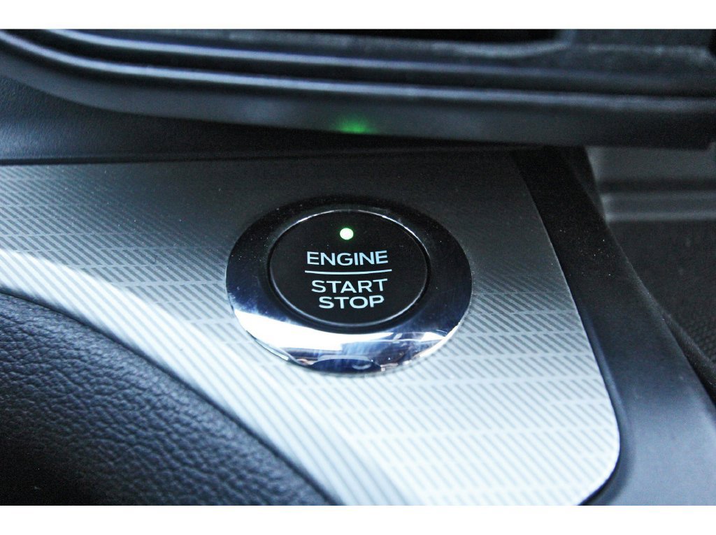 Used 2020 Ford Explorer XLT RWD image 29