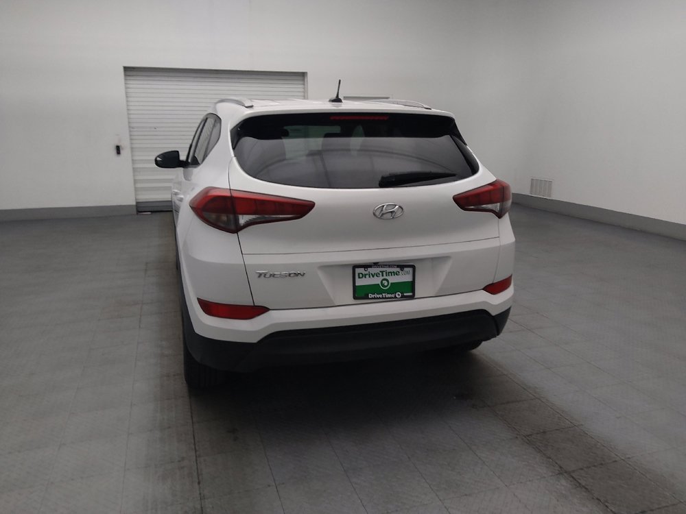 Used 2016 Hyundai Tucson SE w/ Option Group 02 FWD image 6