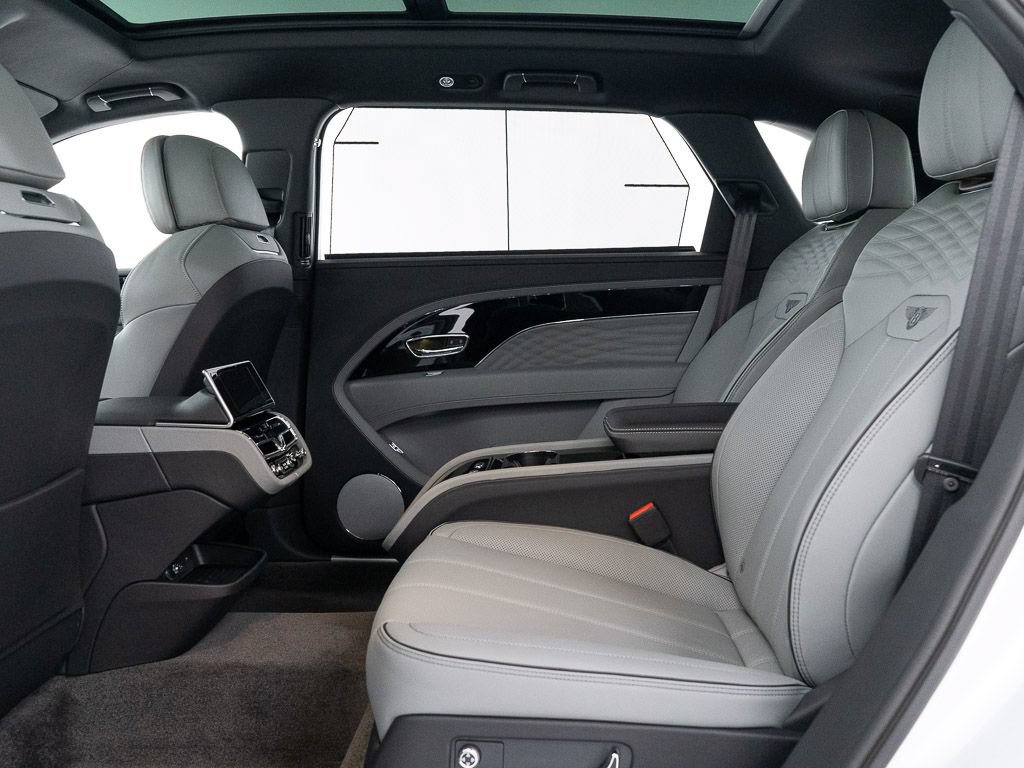 New 2026 Bentley Bentayga Extended Wheelbase AWD/4WD image 24