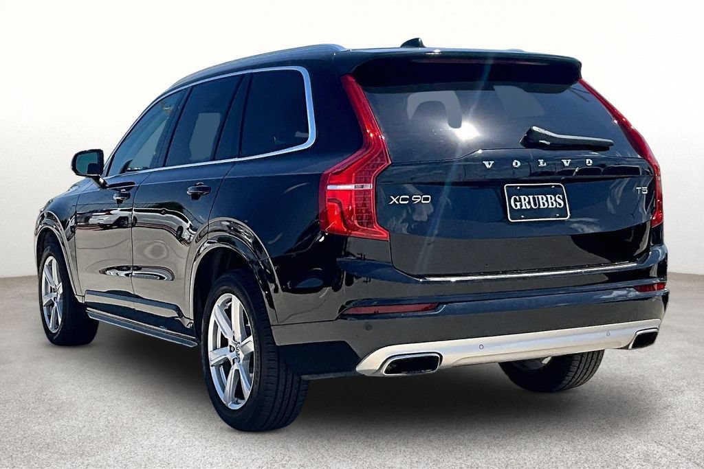 Used 2021 Volvo XC90 T5 Momentum w/ Climate Package FWD image 11